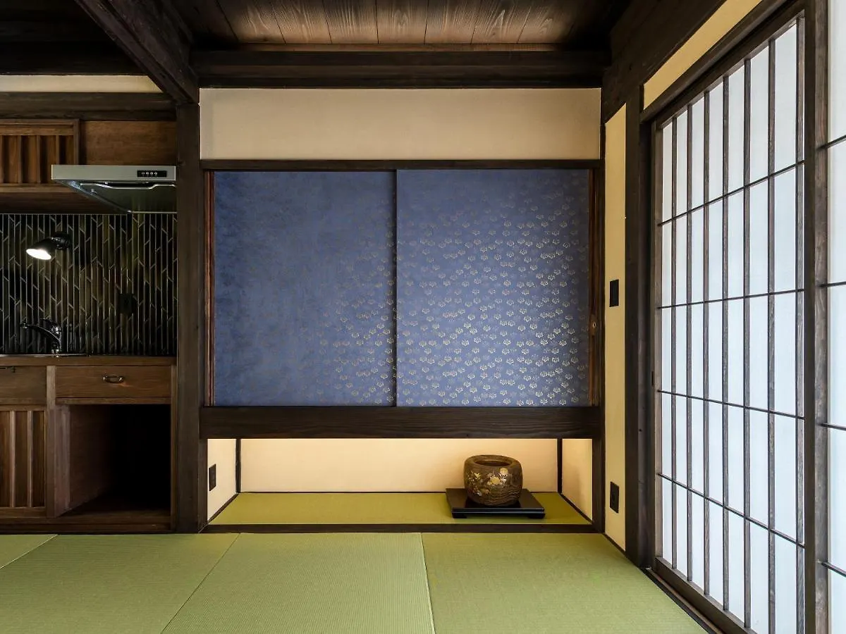 Yorozuha Machiya House Villa Kyoto Japan