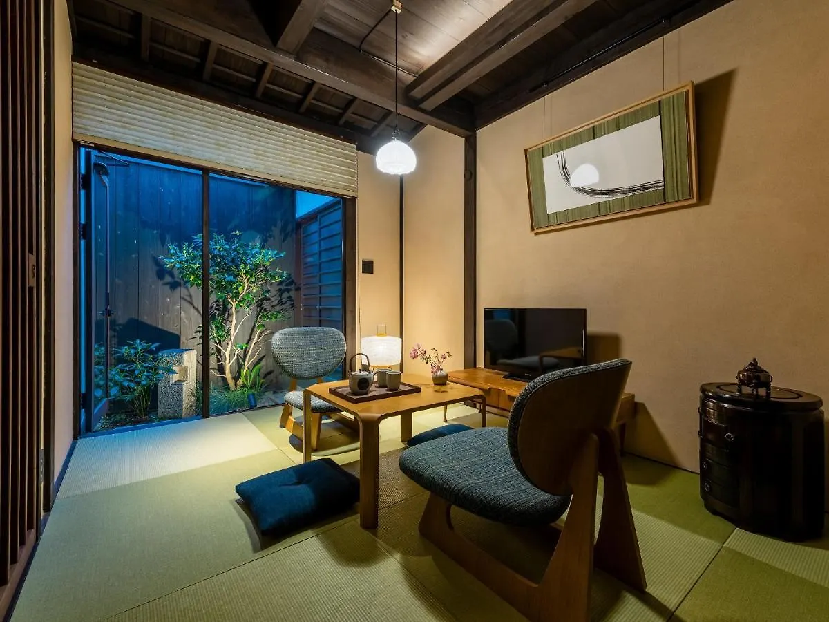 Yorozuha Machiya House Villa Kyoto 0*,  Japan