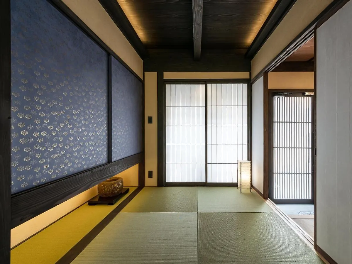 Yorozuha Machiya House Villa Kyoto