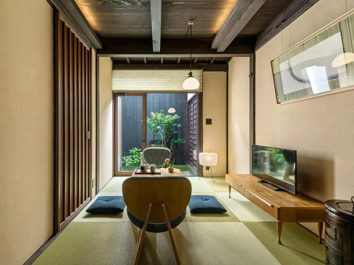 Yorozuha Machiya House Villa Kyoto